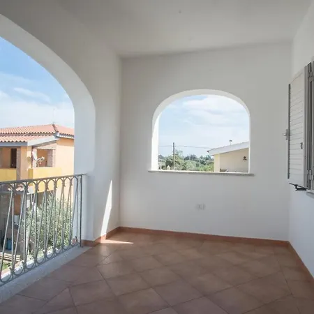 Superb Le Residenze Del Golfo Di No2183 オロゼーイ